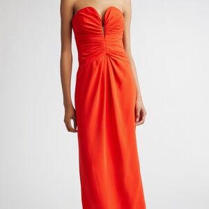 Oscar de la Renta Gown